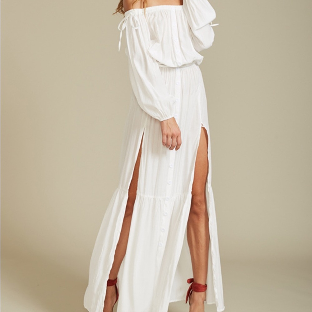 off-shoulder white maxi 💫